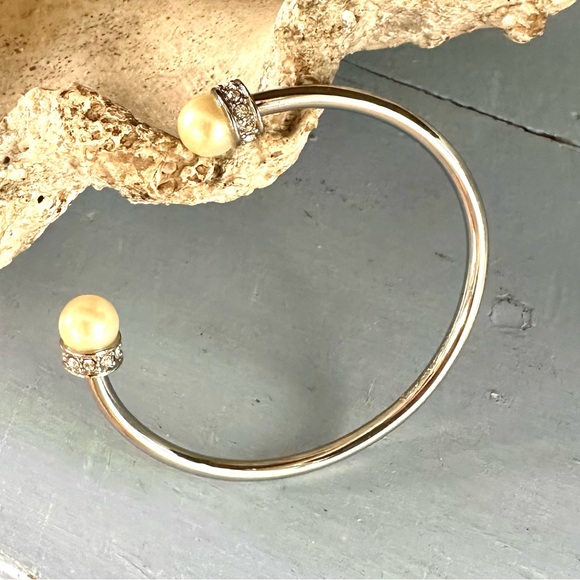 Ann Taylor Silver Faux Pearl Rhinestone Cuff Bracelet EUC - Picture 2 of 11